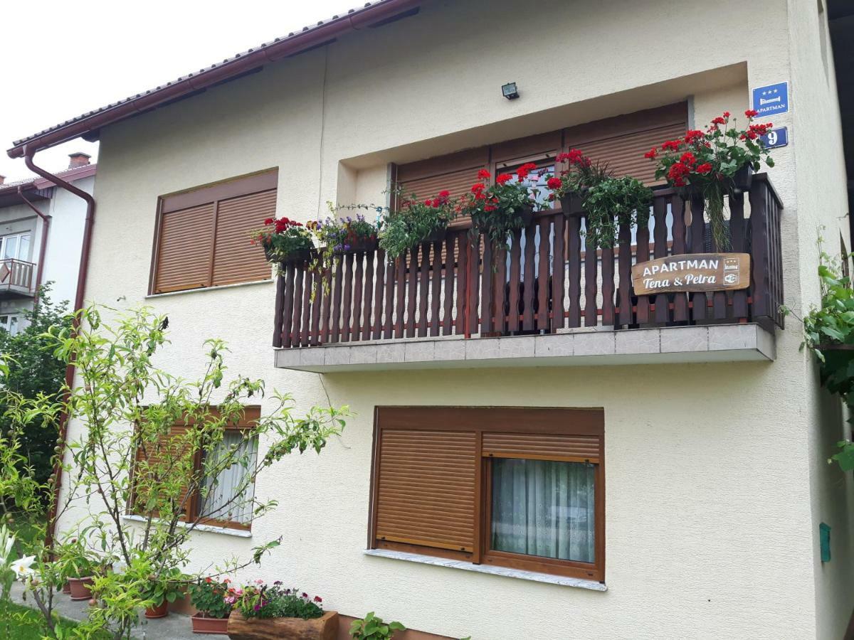 Apartman Petra & Tena สลูน ภายนอก รูปภาพ